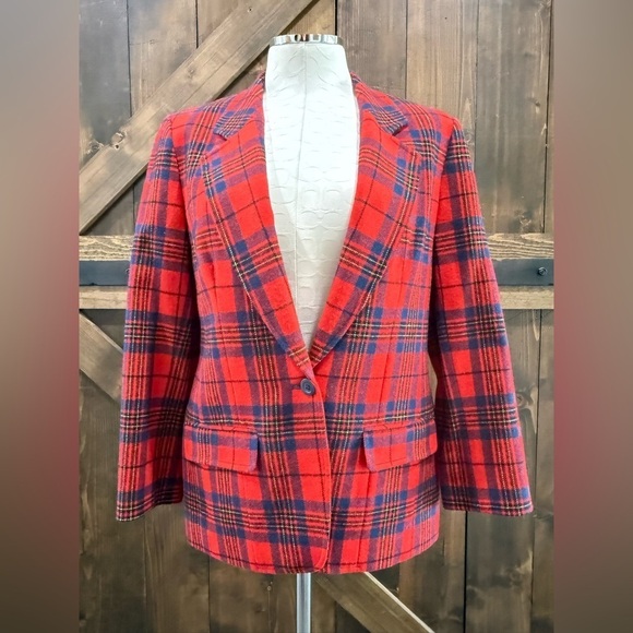 Pendelton Jackets & Blazers - Vintage PENDELTON Red Tartan Wool Plaid Blazer Jacket Women’s Size 10